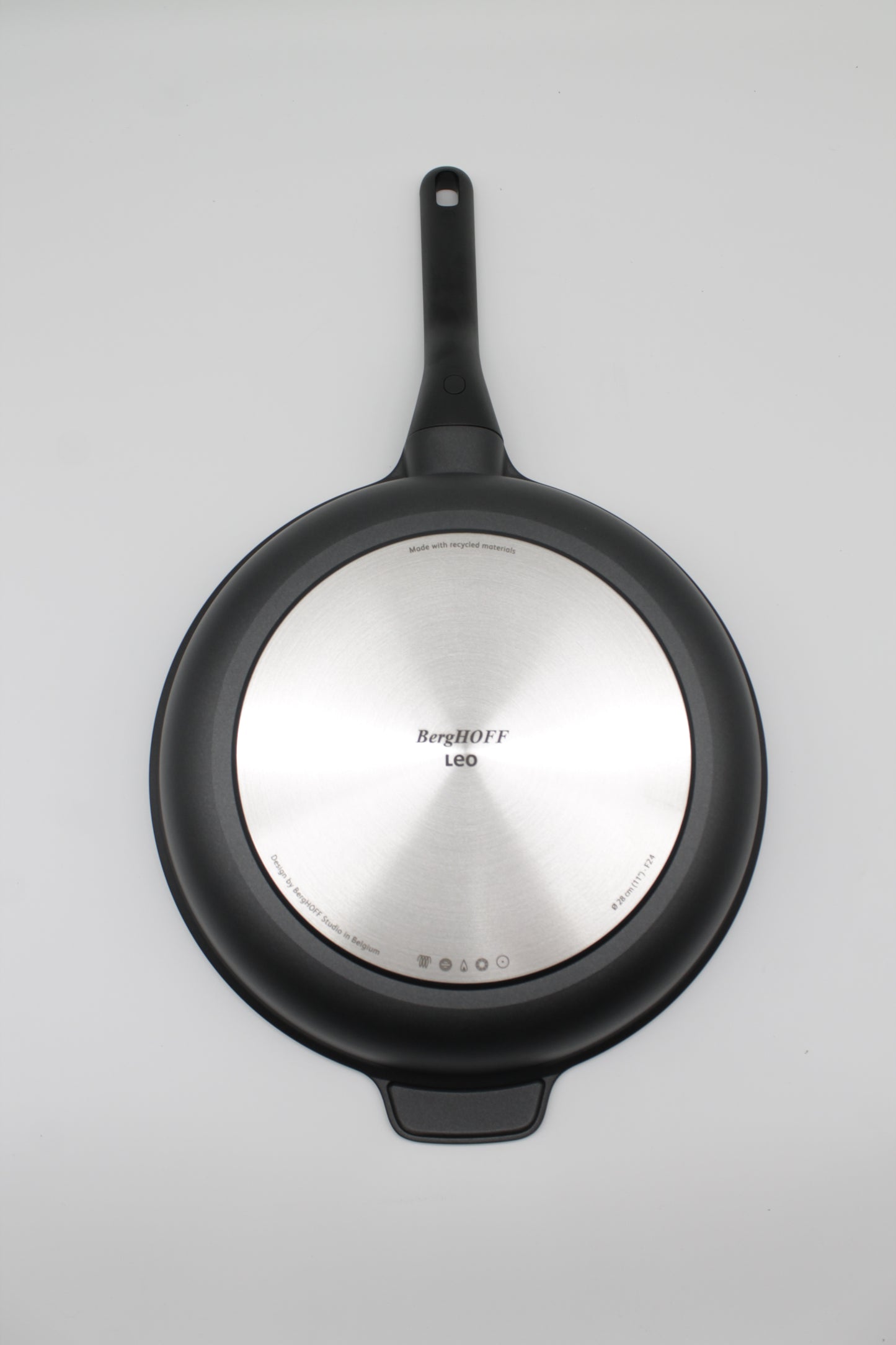 Padella antiaderente 28 cm manico staccabile linea PHANTOM LEO