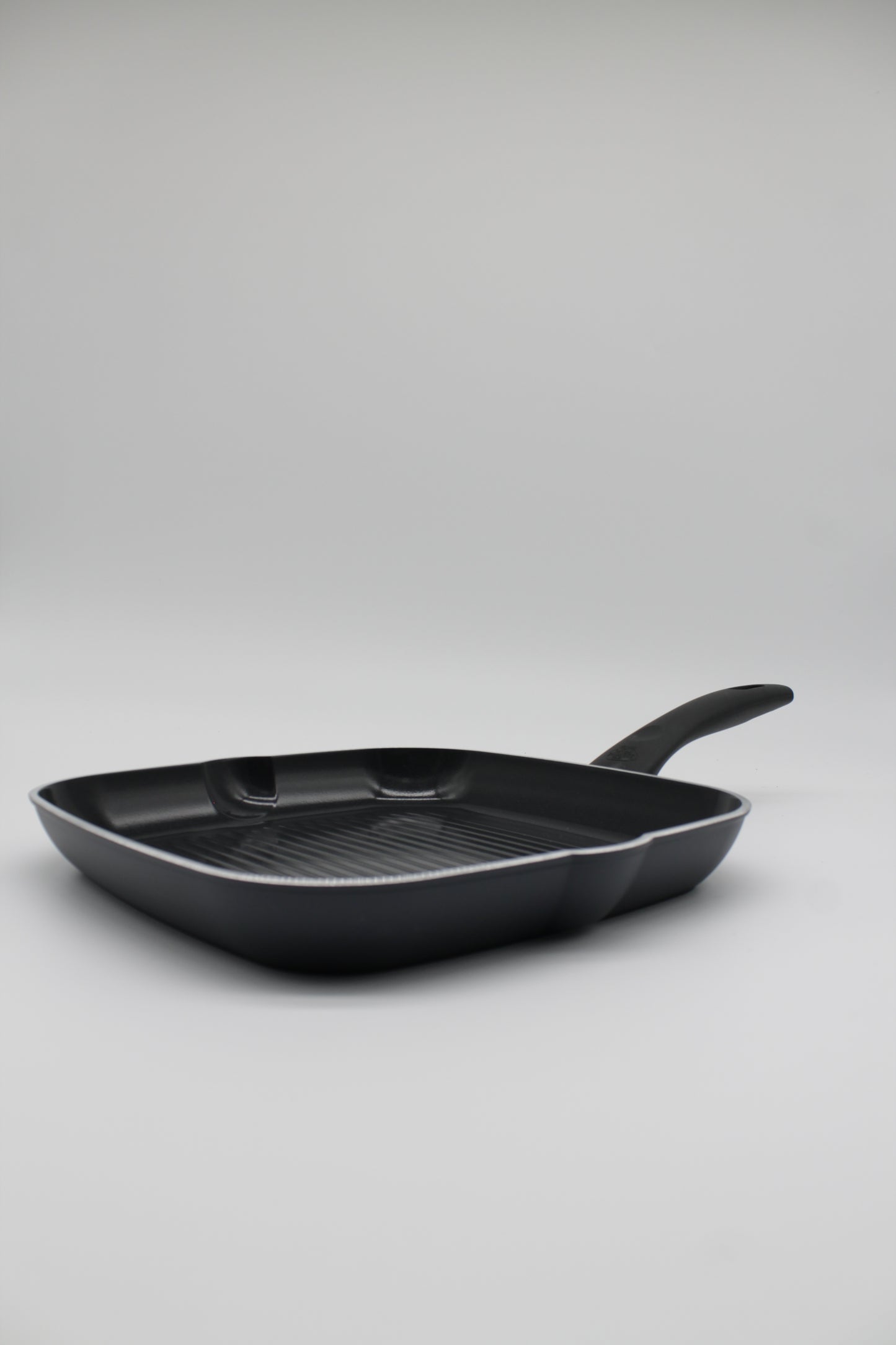 Bistecchiera antiaderente 28x28 linea Cervia Ballarini