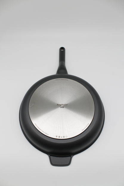 Padella antiaderente 32 cm con manico staccabile linea PHANTOM LEO