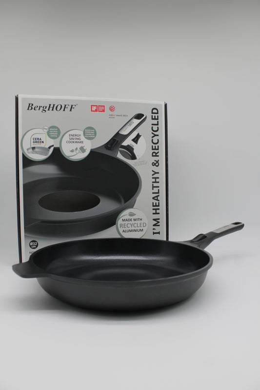 Padella antiaderente 32 cm con manico staccabile linea PHANTOM LEO